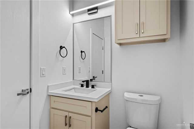 404 Hole No. 7 Street, Mission, TX 78572
