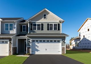 60 BOUTROS DR # 5, Fishersville, VA 22939