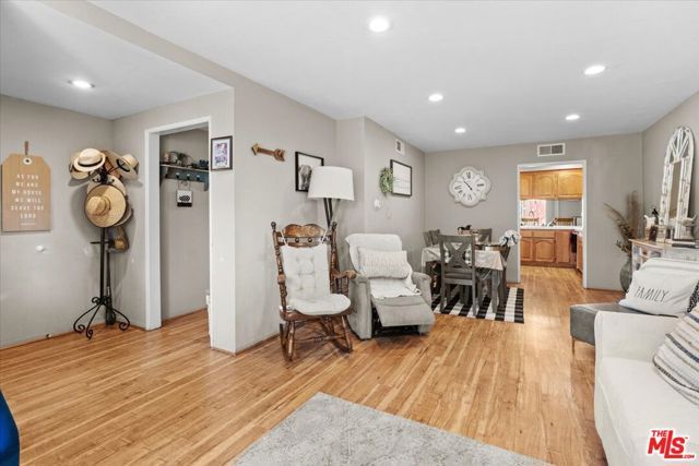 26856 Avenue Of The Oaks, Newhall (santa Clarita), CA 91321