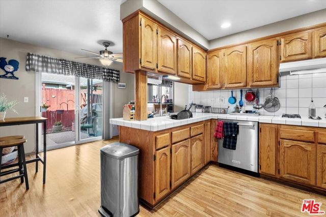 26856 Avenue Of The Oaks, Newhall (santa Clarita), CA 91321