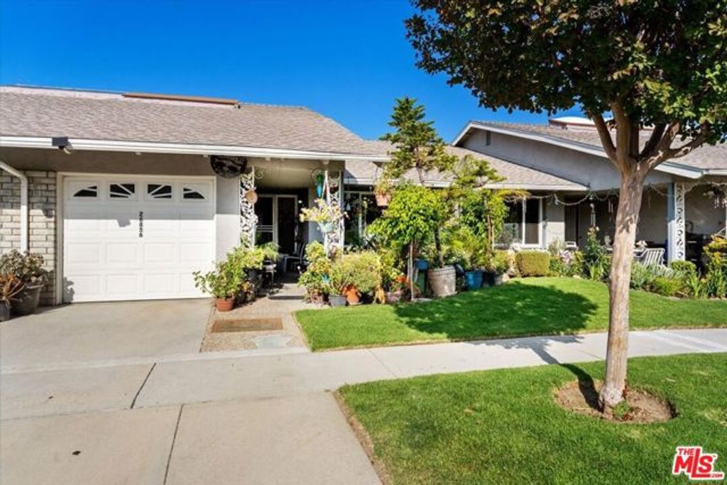26856 Avenue Of The Oaks, Newhall (santa Clarita), CA 91321