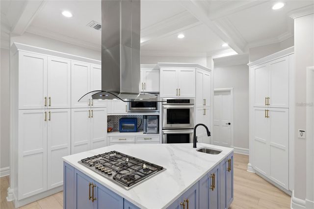 4034 ROBERTS POINT ROAD, Sarasota, FL 34242