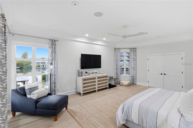 4034 ROBERTS POINT ROAD, Sarasota, FL 34242