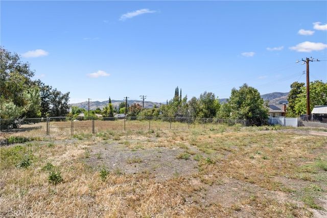 11424 Casa Blanca, Yucaipa, CA 92399