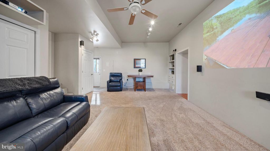 Image 31 of property listing at 30161 PROVIDENCE DR, Salisbury, MD 21804