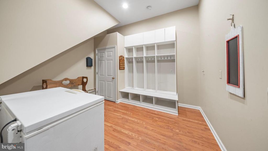 Image 33 of property listing at 30161 PROVIDENCE DR, Salisbury, MD 21804