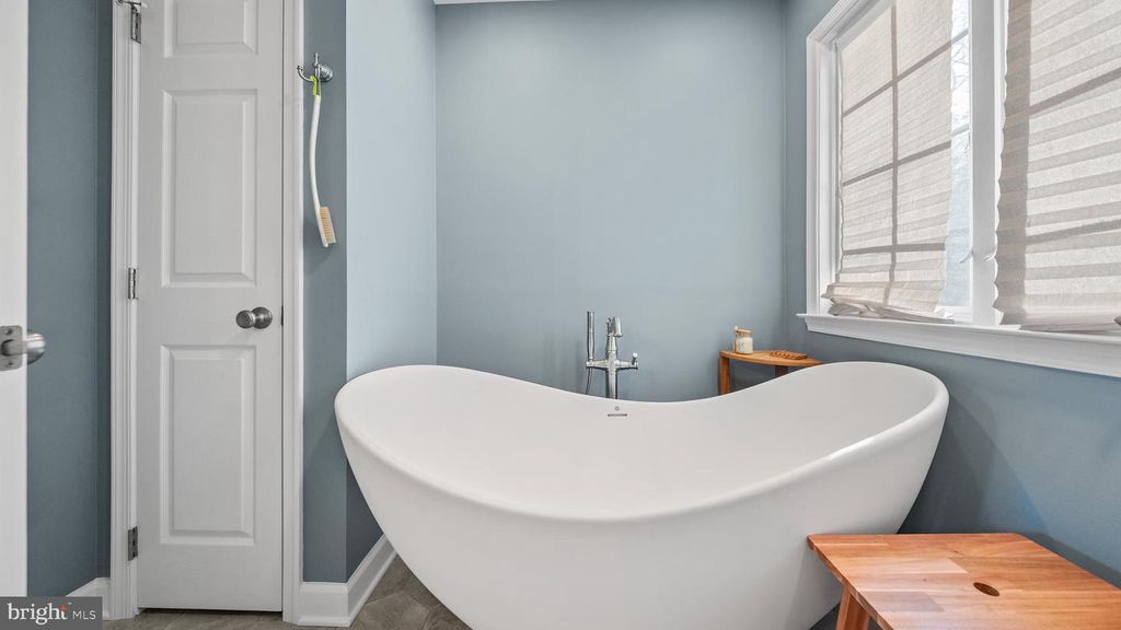 Image 40 of property listing at 30161 PROVIDENCE DR, Salisbury, MD 21804