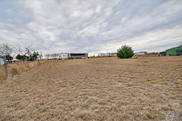 11716 County Road 4037, Kemp, TX 75143