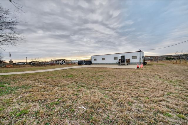 11716 County Road 4037, Kemp, TX 75143