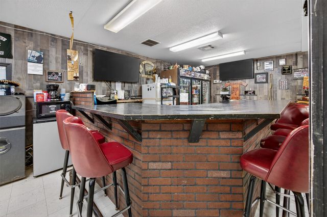 11716 County Road 4037, Kemp, TX 75143