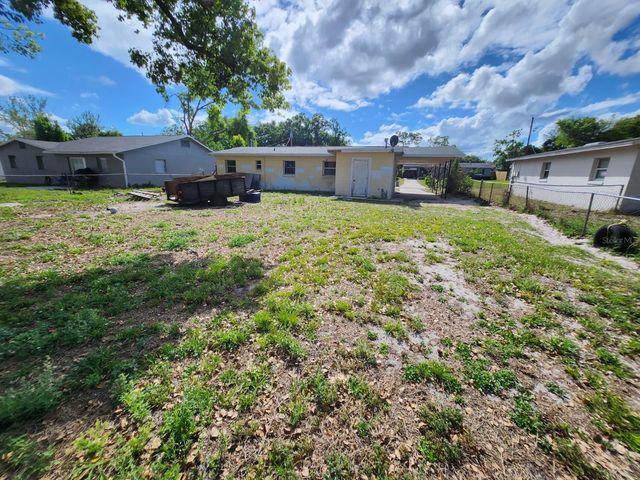 910 EMERALD DRIVE, Mount Dora, FL 32757