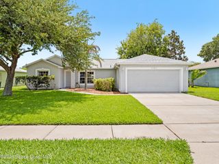 953 Del Mar Circle, Melbourne, FL 32904