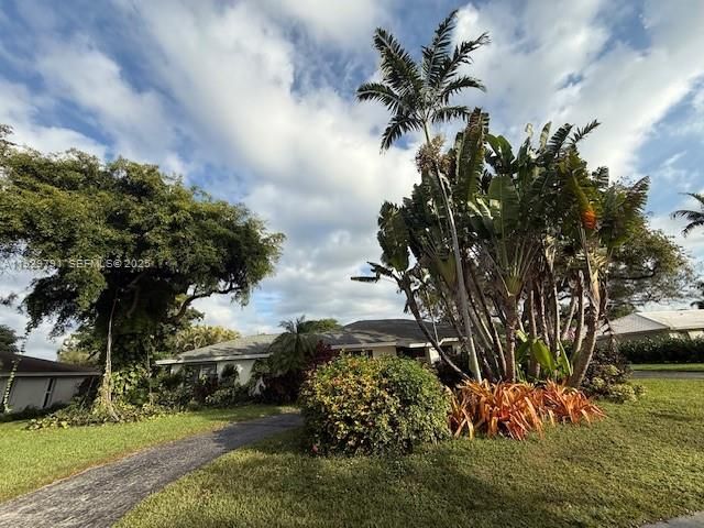 8865 SW 176th Ter, Palmetto Bay, FL 33157