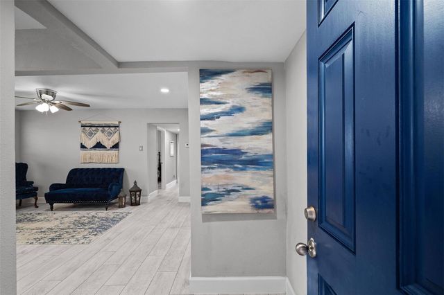 8100 Seawall Boulevard B, Galveston, TX 77551