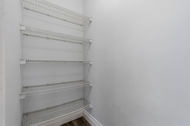 1427 Hade Falls Lane, Houston, TX 77073