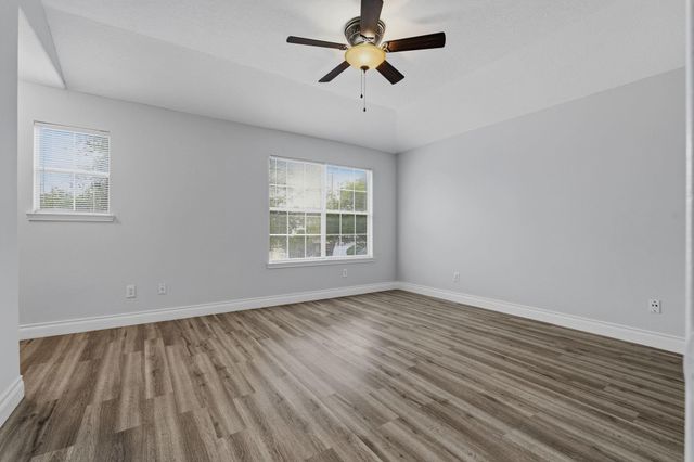 1427 Hade Falls Lane, Houston, TX 77073