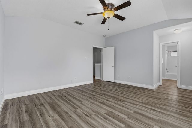 1427 Hade Falls Lane, Houston, TX 77073