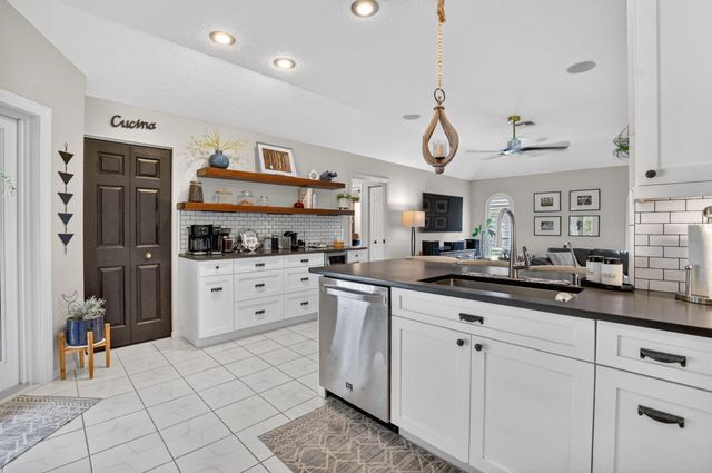 12206 Temple Boulevard, The Acreage, FL 33412