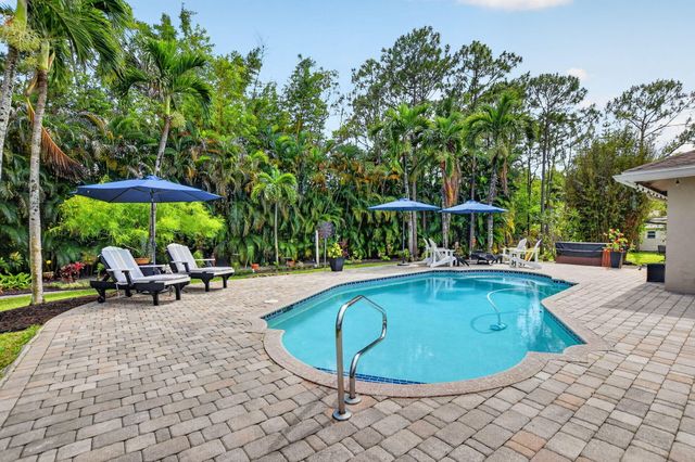 12206 Temple Boulevard, The Acreage, FL 33412