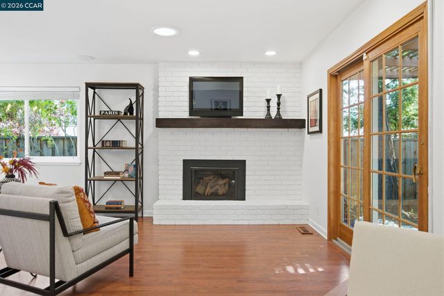 143 Donegal Way, Martinez, CA 94553