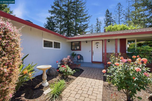 143 Donegal Way, Martinez, CA 94553