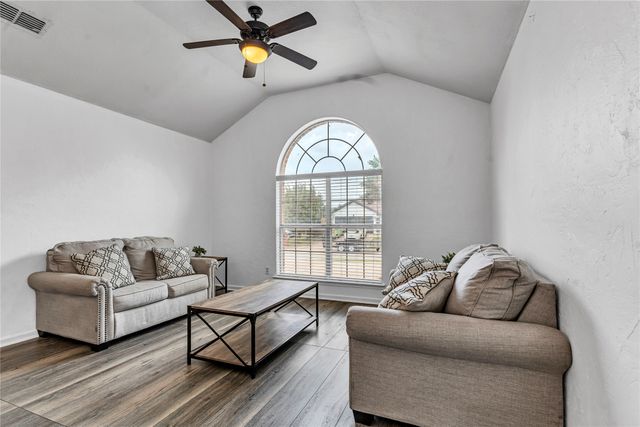 8444 Miami Springs Drive, Fort Worth, TX 76123