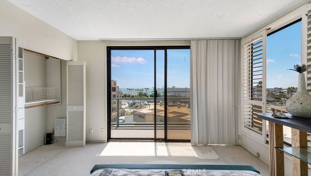 130 The Village 301, Redondo Beach, CA 90277