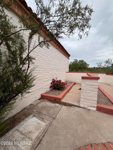 10121 E Catalina Highway, Tucson, AZ 85749