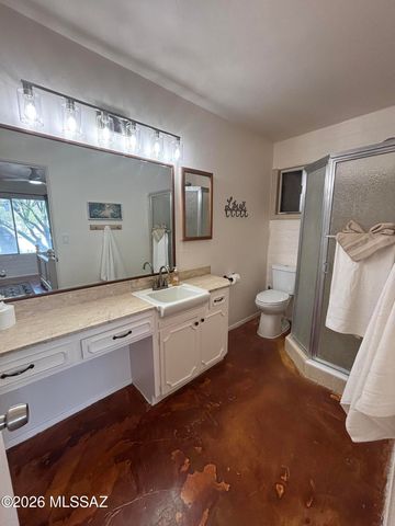 10121 E Catalina Highway, Tucson, AZ 85749