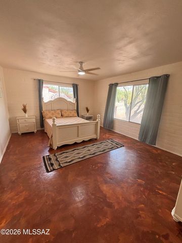 10121 E Catalina Highway, Tucson, AZ 85749