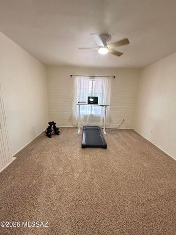 10121 E Catalina Highway, Tucson, AZ 85749