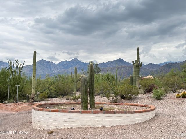 10121 E Catalina Highway, Tucson, AZ 85749