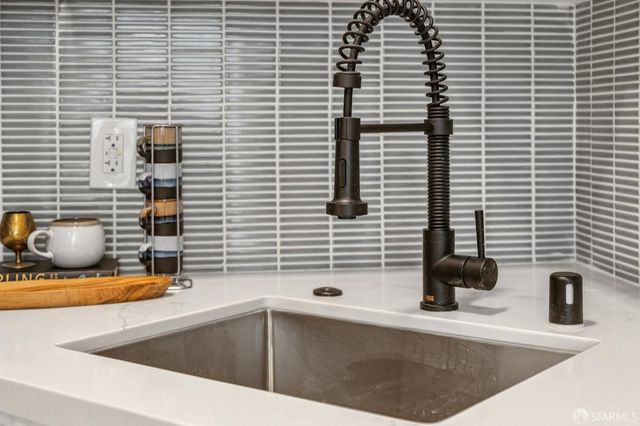 108 Albion Street B, San Francisco, CA 94110