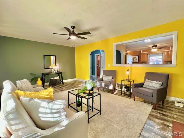 523 N 6th Street, Wood River, IL 62095