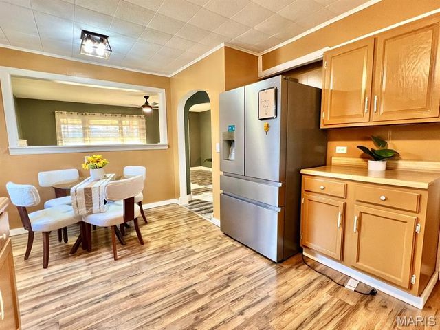 523 N 6th Street, Wood River, IL 62095