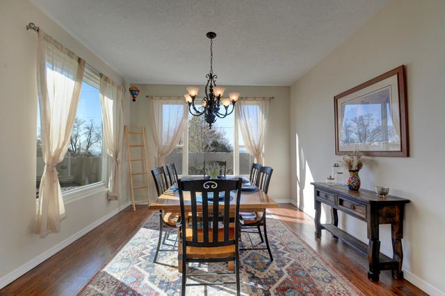 11901 Eagle Rock Avenue NE, Albuquerque, NM 87122