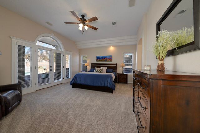 11901 Eagle Rock Avenue NE, Albuquerque, NM 87122