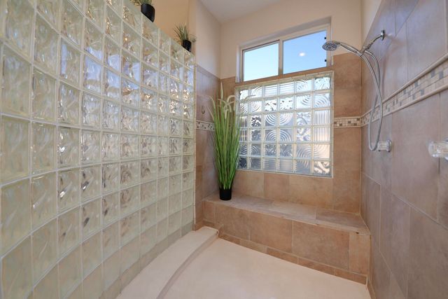 11901 Eagle Rock Avenue NE, Albuquerque, NM 87122