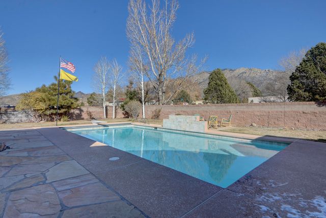 11901 Eagle Rock Avenue NE, Albuquerque, NM 87122