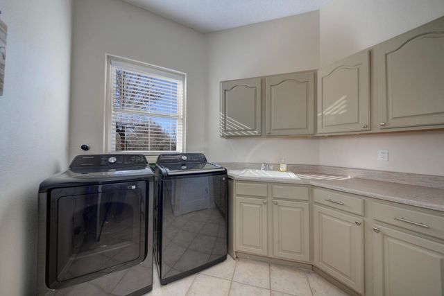 11901 Eagle Rock Avenue NE, Albuquerque, NM 87122