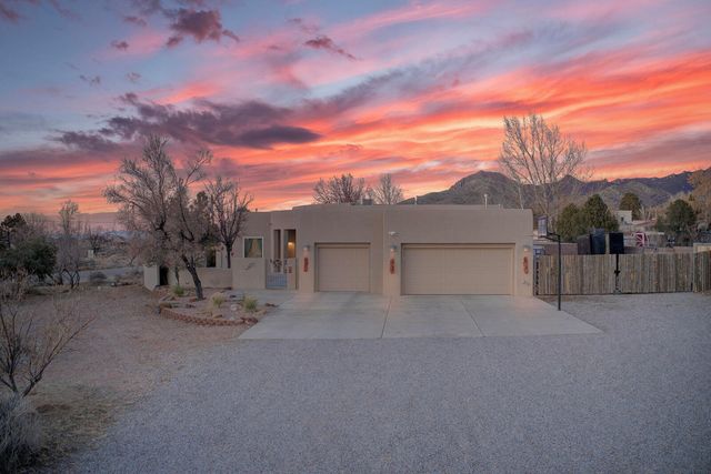 11901 Eagle Rock Avenue NE, Albuquerque, NM 87122