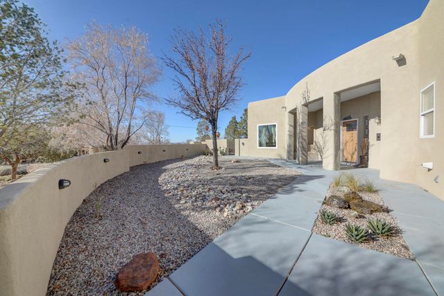 11901 Eagle Rock Avenue NE, Albuquerque, NM 87122