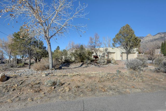 11901 Eagle Rock Avenue NE, Albuquerque, NM 87122