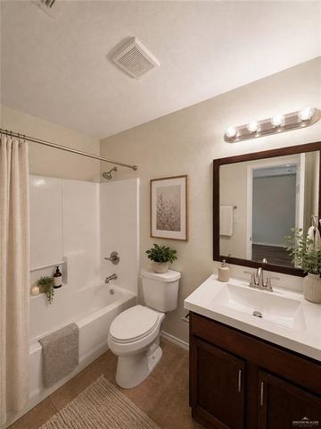 1610 Enterprise Street, Edinburg, TX 78541