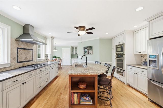 9495 River Lake Drive, Roswell, GA 30075