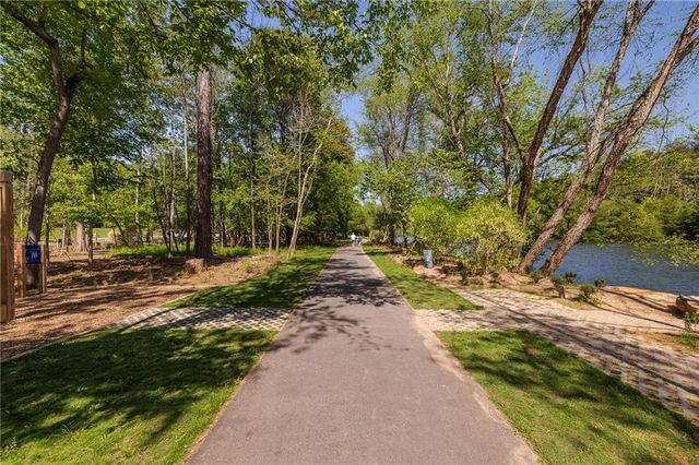 9495 River Lake Drive, Roswell, GA 30075