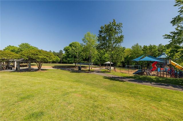 9495 River Lake Drive, Roswell, GA 30075