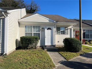 3816 Eric CT, Chesapeake, VA 23323