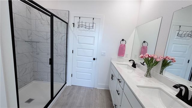 4816 Sturgeon Street, Fayetteville, AR 72704