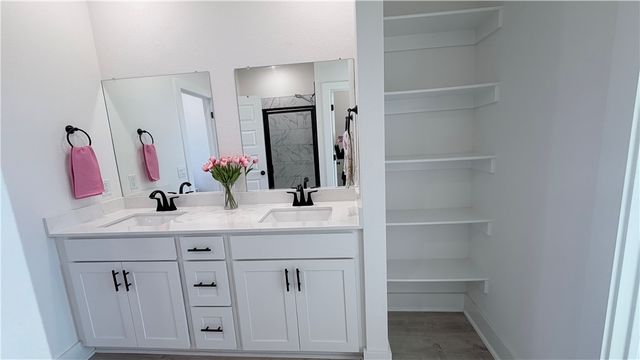 4816 Sturgeon Street, Fayetteville, AR 72704